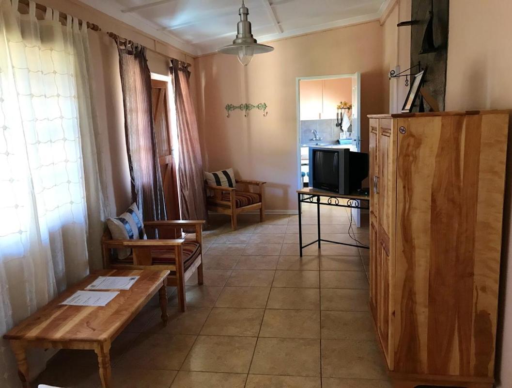 Die Katte Guest House Cottages- Vosburg Екстериор снимка